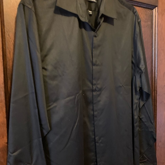 Button Up Shirt - Picture 2 of 3